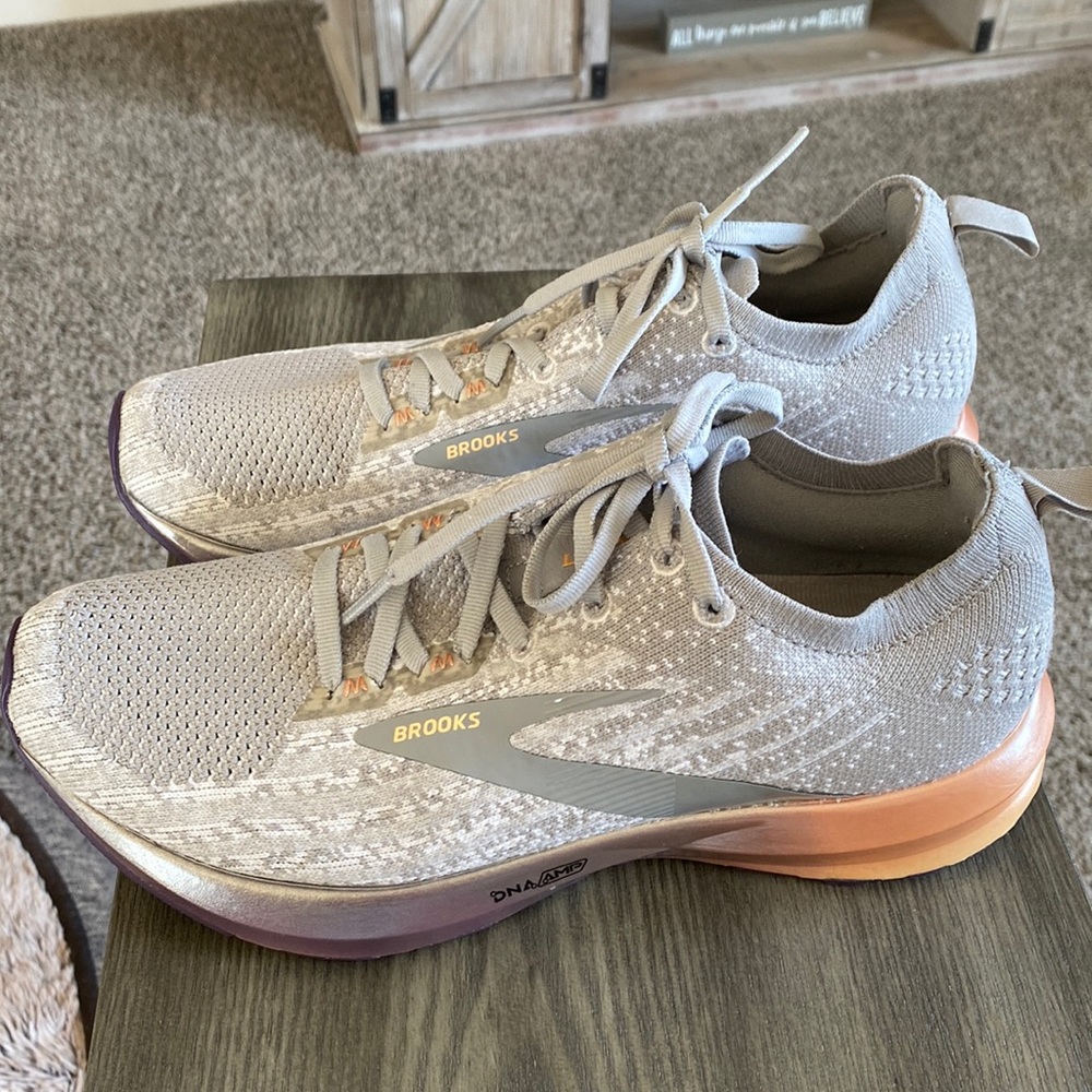 Brooks Levitate 3